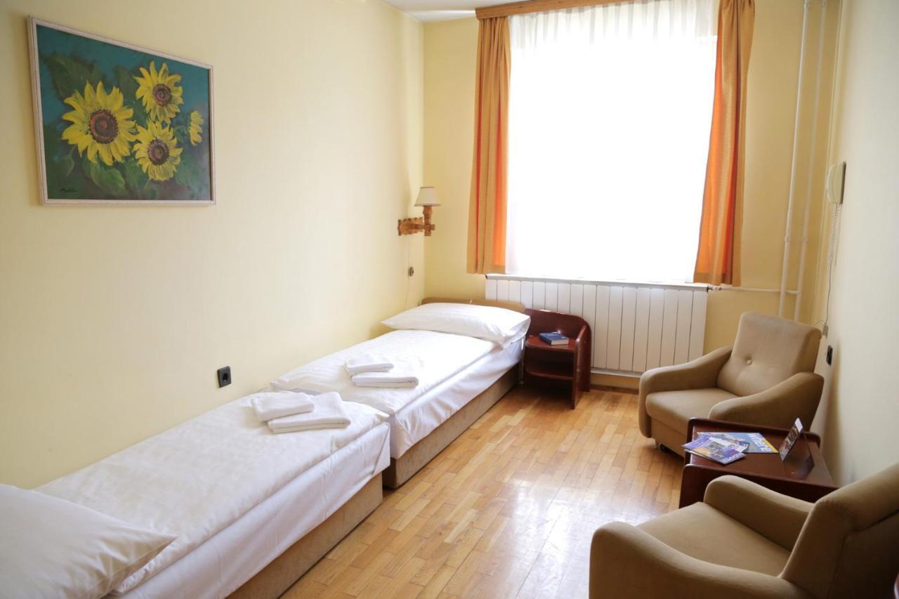 Hotel Bara Gellert Budapeşte Dış mekan fotoğraf